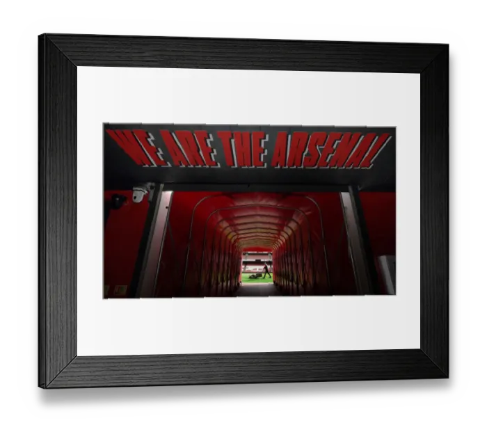 Framed Print : Arsenal vs Leicester City: Premier League Showdown at Emirates Stadium