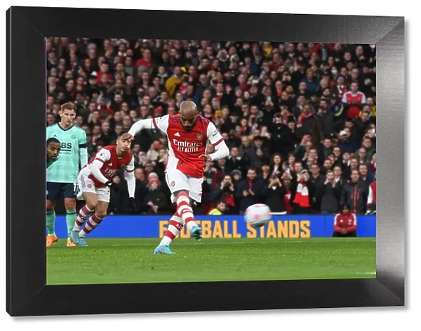 Alexis Lacazette Scores His Second: Arsenal's Triumph Over Leicester City in the Premier League 2021-22