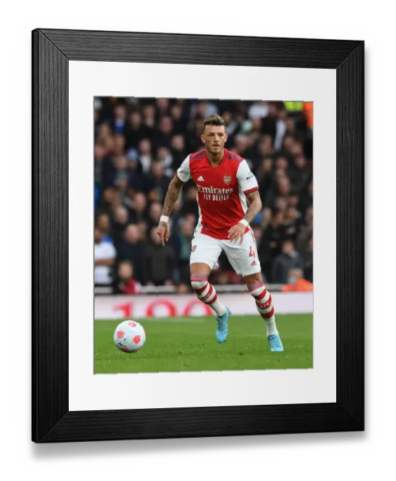 Framed Print : Ben White in Action: Arsenal vs. Leicester City, Premier League 2021-22