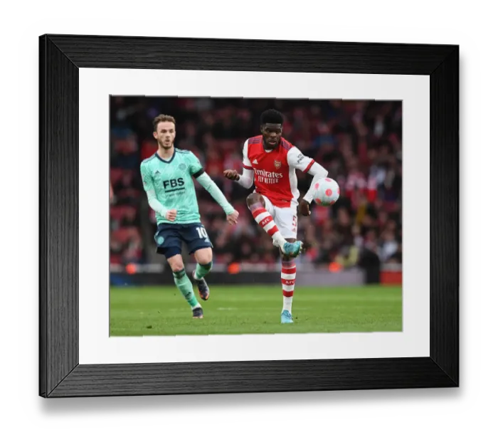 Framed Print : Thomas Partey in Action: Arsenal vs Leicester City, Premier League 2021-22 Framed Print : Thomas Partey in Action: Arsenal vs Leicester City, Premier League 2021-22