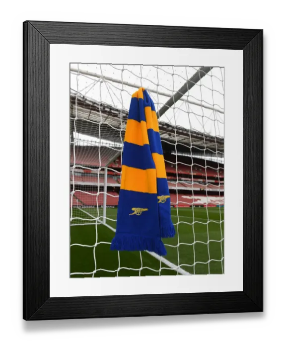 Framed Print : Arsenal vs Leicester City: Battle at the Emirates, Premier League 2021-22 Framed Print : Arsenal vs Leicester City: Battle at the Emirates, Premier League 2021-22