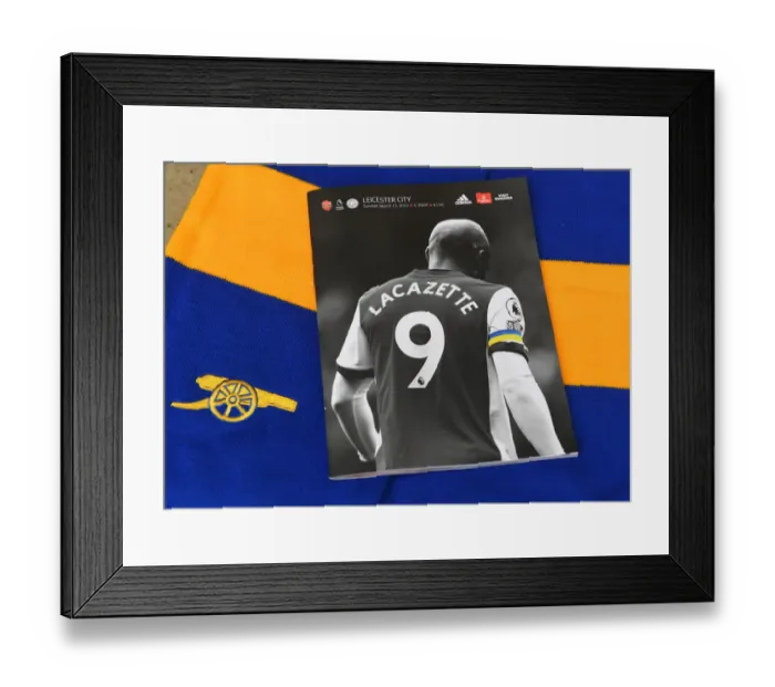 Framed Print : Arsenal vs Leicester City: Premier League Clash at Emirates Stadium