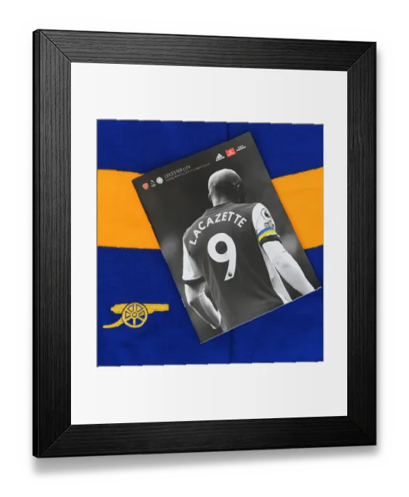 Framed Print : Arsenal vs Leicester City: Premier League Showdown at Emirates Stadium
