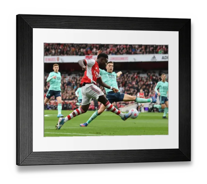 Framed Print : Intense Rivalry: Saka vs. Thomas - Arsenal's Young Star Clashes with Leicester Defender in Premier League Showdown Framed Print : Intense Rivalry: Saka vs. Thomas - Arsenal's Young Star Clashes with Leicester Defender in Premier League Showdown