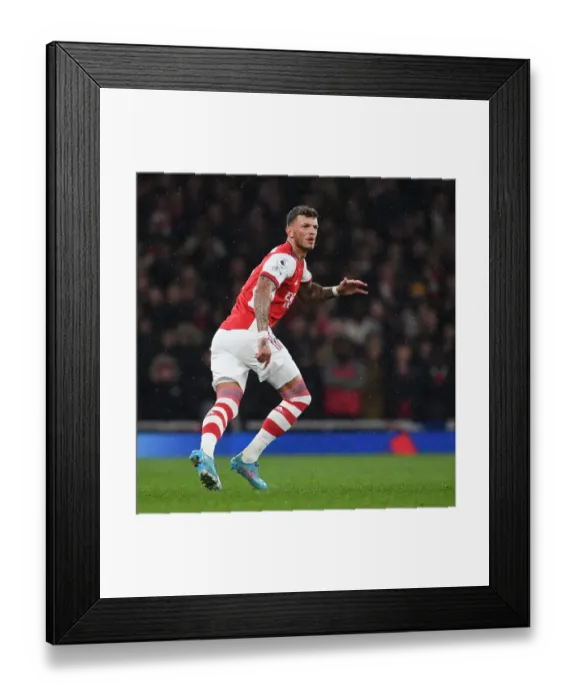 Framed Print : Arsenal vs. Liverpool: Clash at the Emirates, Premier League 2021-22