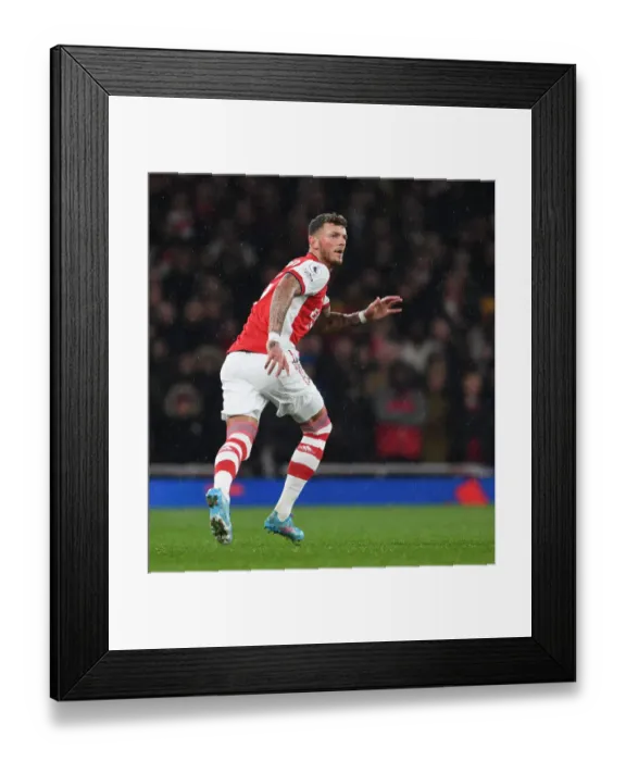 Framed Print : Battle at the Emirates: Arsenal vs Liverpool - Premier League 2021-22