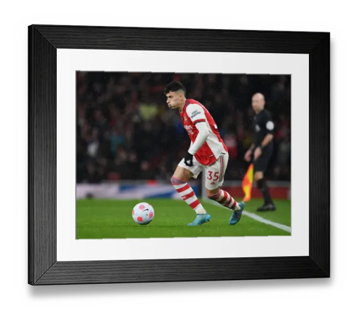Framed Print : Martinelli vs. Liverpool: Intense Head-to-Head Clash in Premier League Framed Print : Martinelli vs. Liverpool: Intense Head-to-Head Clash in Premier League