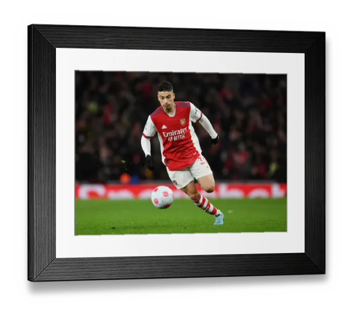 Framed Print : Martinelli's Premier League Debut: Arsenal's Young Gun Faces Liverpool Challenge