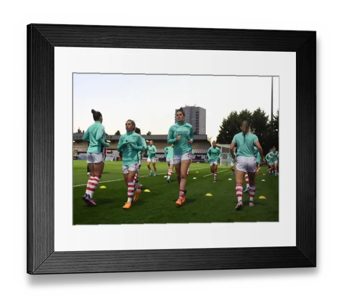 Framed Print : Arsenal Women's FA Cup Quarterfinals: Jennifer Beattie's Focused Pre-Match Routine at Meadow Park