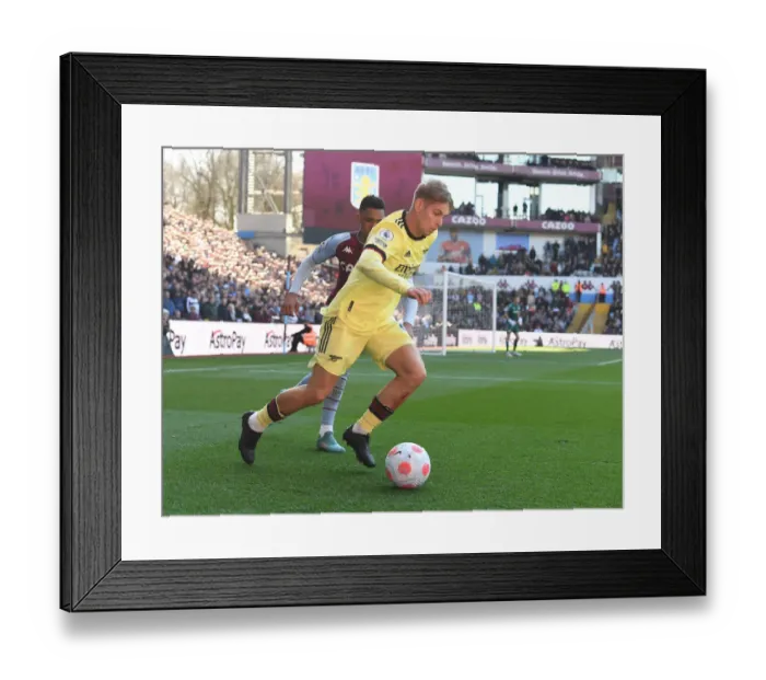 Framed Print : Emile Smith Rowe's Brilliant Performance: Aston Villa vs. Arsenal, Premier League 2021-22