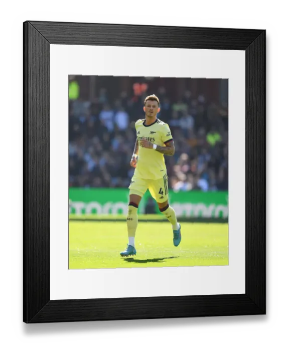 Framed Print : Arsenal's Ben White in Action: Premier League 2021-22 - Aston Villa vs Arsenal