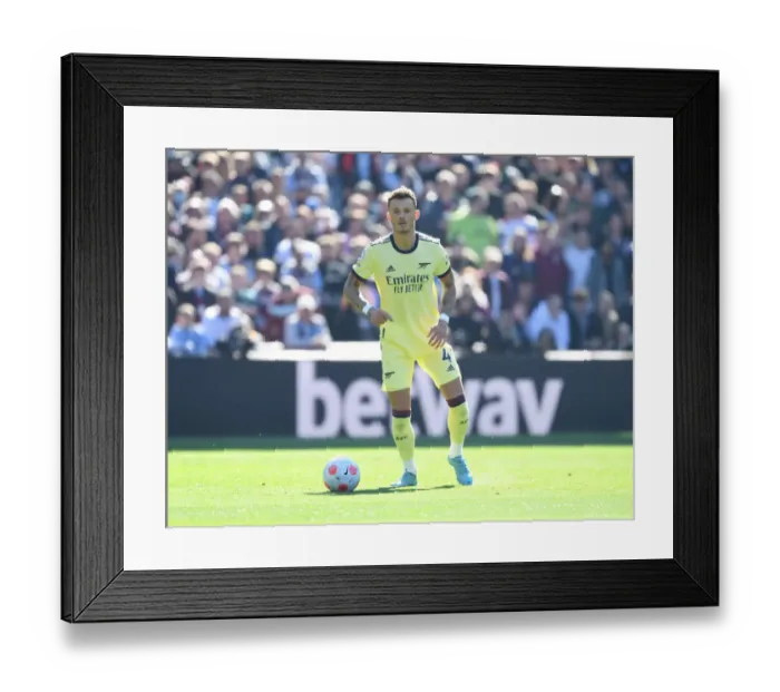 Framed Print : Arsenal's Ben White in Action against Aston Villa in Premier League Clash