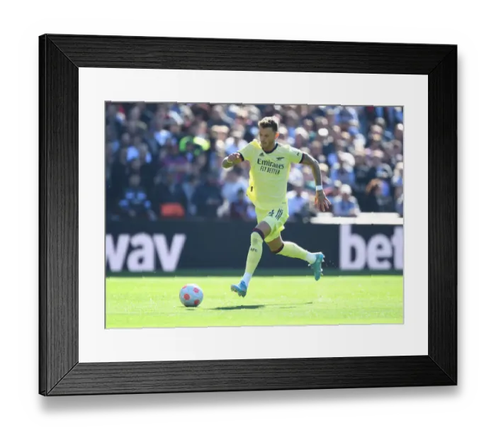 Framed Print : Ben White in Action: Aston Villa vs Arsenal, Premier League 2021-22
