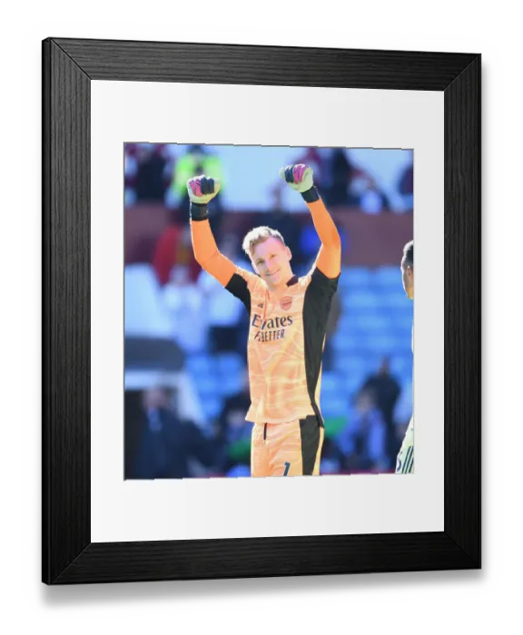 Framed Print : Arsenal Celebrate Aston Villa Victory: Premier League 2021-22 Framed Print : Arsenal Celebrate Aston Villa Victory: Premier League 2021-22
