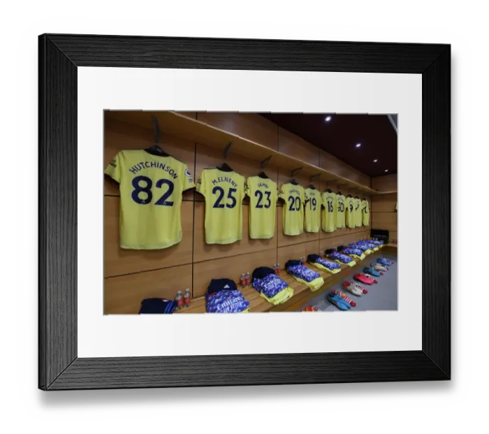 Framed Print : Arsenal's Unity Before Battle: The Pre-Match Huddle vs Aston Villa, Premier League 2021-22