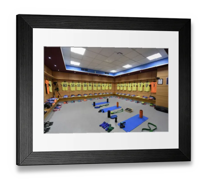 Framed Print : Arsenal's Unified Focus: Pre-Match Huddle before Aston Villa Clash, Premier League 2021-22 Framed Print : Arsenal's Unified Focus: Pre-Match Huddle before Aston Villa Clash, Premier League 2021-22
