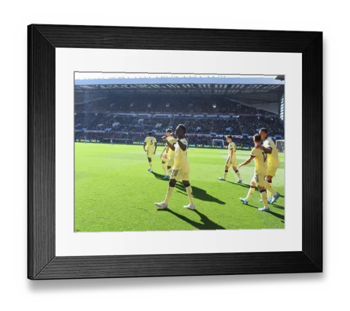 Framed Print : Bukayo Saka's Thrilling Goal: Aston Villa vs. Arsenal, Premier League 2021-22