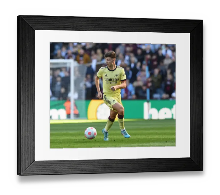 Framed Print : Kieran Tierney in Action: Aston Villa vs. Arsenal, Premier League