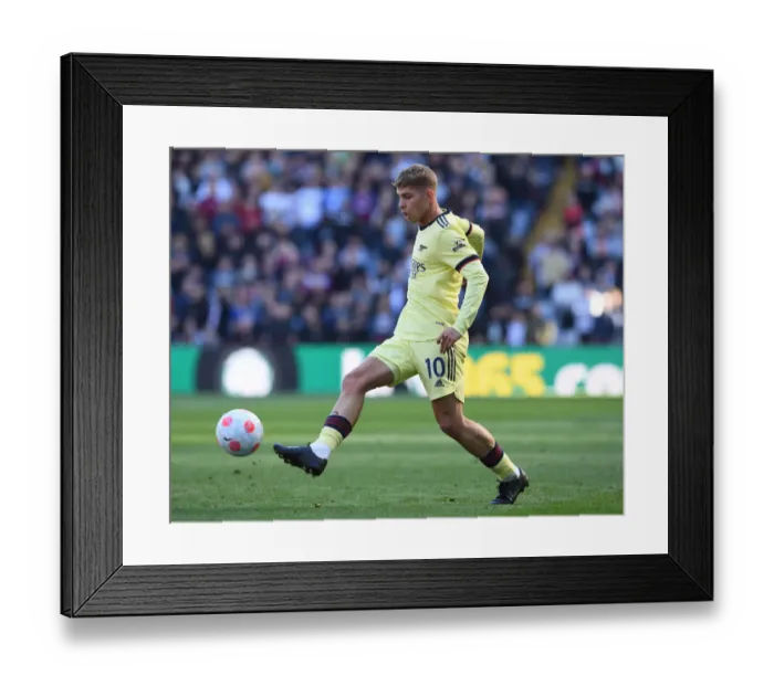 Framed Print : Emile Smith Rowe in Action: Premier League Battle at Aston Villa