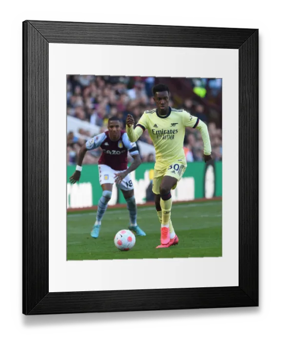 Framed Print : Eddie Nketiah in Action: Aston Villa vs Arsenal, Premier League
