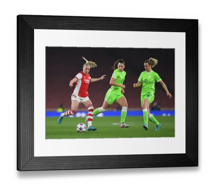Framed Print : Arsenal vs. VfL Wolfsburg: Beth Mead Faces Off in UEFA Women's Champions League Quarterfinals