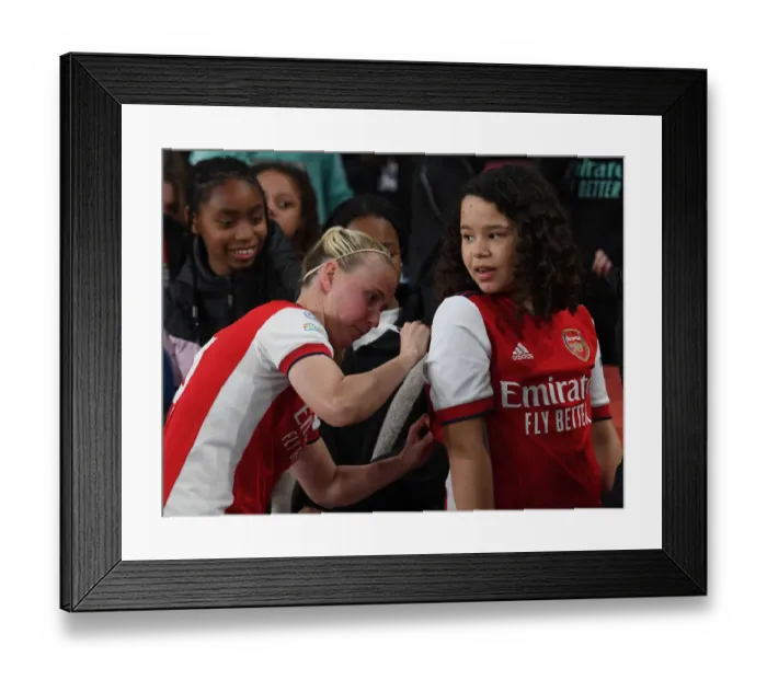 Framed Print : Arsenal Women's Champions League Victory: Beth Mead Celebrates with Fans at Emirates Stadium