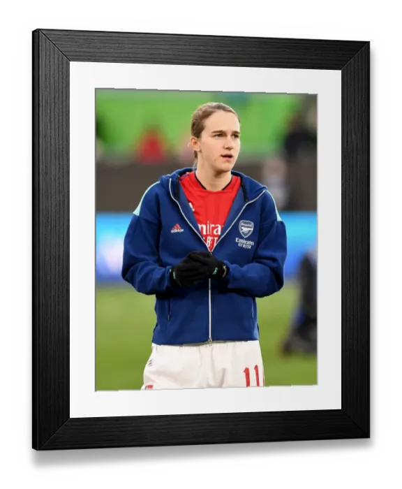 Framed Print : Viviane Miedema's Determined Look Ahead of Arsenal WFC's UEFA Women's Champions League Quarterfinal Second Leg Against VfL Wolfsburg