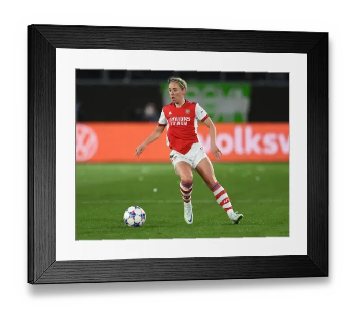 Framed Print : Arsenal Women's Quest for Champions: Nobbs in Action vs. VfL Wolfsburg