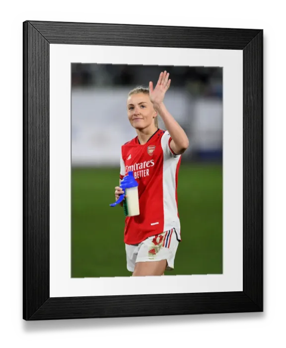 Framed Print : Arsenal Women's Champions League Triumph: Leah Williamson's Euphoric Moment at Volkswagen Arena