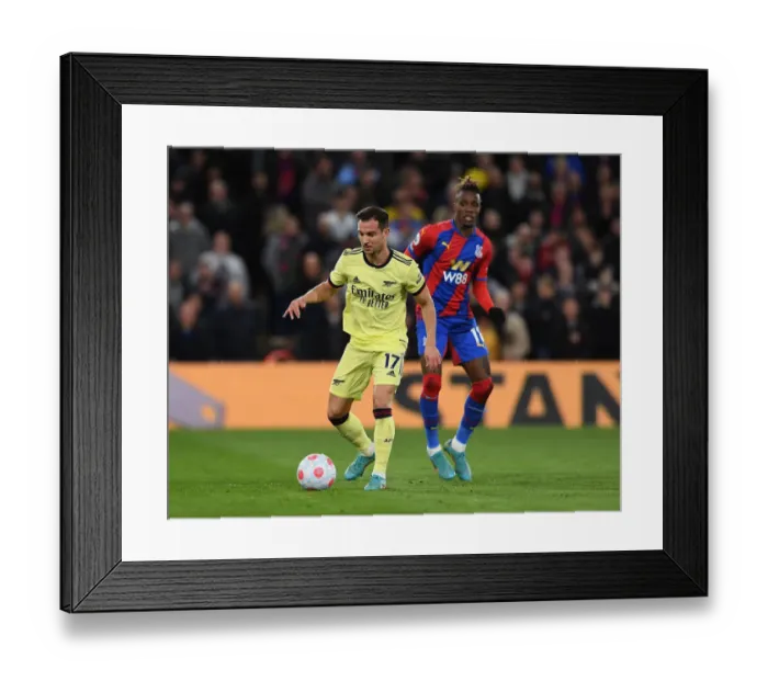 Framed Print : Arsenal's Cedric Outmuscles Wilfried Zaha in Crystal Palace Clash - Premier League 2021-22