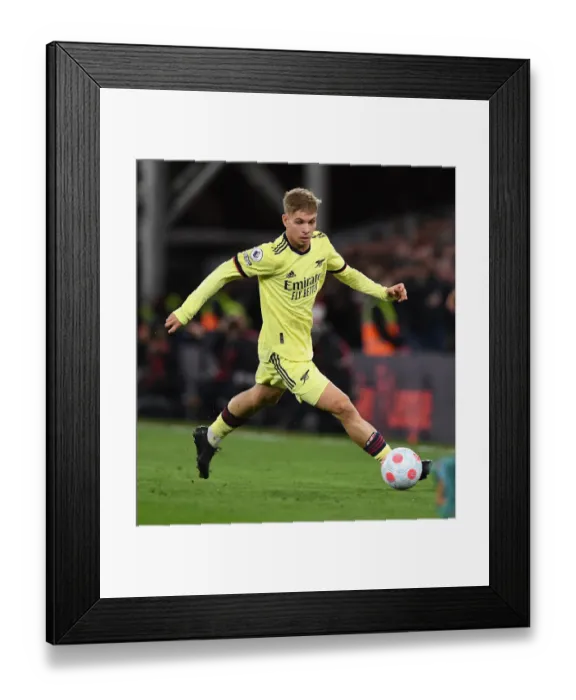 Framed Print : Emile Smith Rowe Shines: Arsenal's Standout Performance Against Crystal Palace, Premier League 2021-22