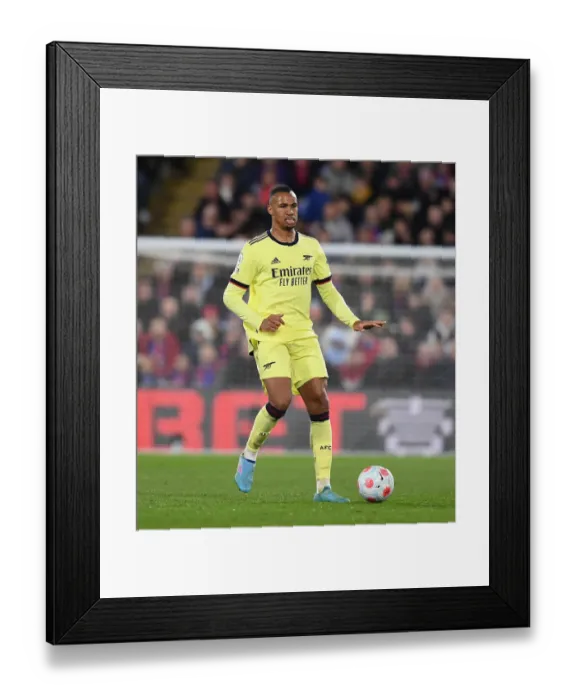 Framed Print : Gabriel in Action: Arsenal vs. Crystal Palace, Premier League 2021-22