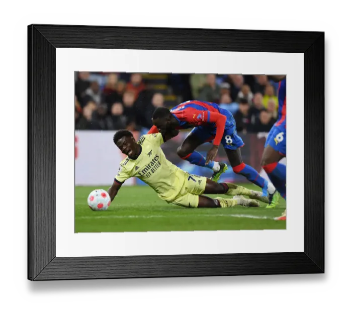 Framed Print : Clash at Selhurst Park: Bukayo Saka vs. Cheikhou Kouyate - Crystal Palace vs. Arsenal, Premier League 2021-22 Framed Print : Clash at Selhurst Park: Bukayo Saka vs. Cheikhou Kouyate - Crystal Palace vs. Arsenal, Premier League 2021-22