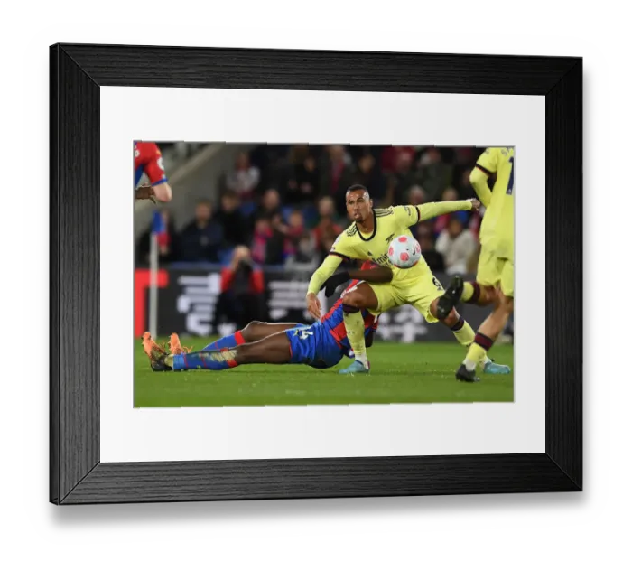 Framed Print : Gabriel vs Mateta: Intense Battle at Selhurst Park - Crystal Palace vs Arsenal, Premier League 2021-22