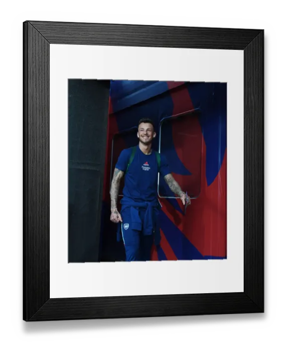 Framed Print : Ben White: Arsenal Defender's Determined Preparation Ahead of Crystal Palace Showdown Framed Print : Ben White: Arsenal Defender's Determined Preparation Ahead of Crystal Palace Showdown