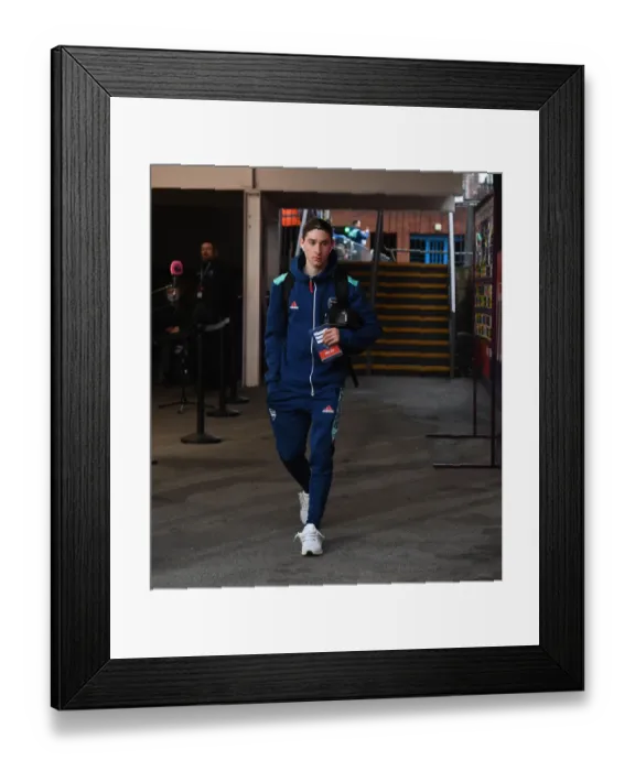 Framed Print : Marcelo Flores Prepares for Crystal Palace vs Arsenal Premier League Clash