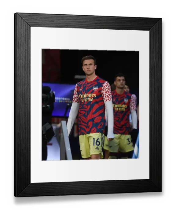 Framed Print : Rob Holding Gears Up: Arsenal vs Crystal Palace, Premier League 2021-22