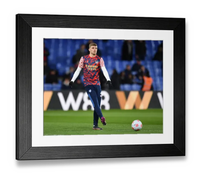 Framed Print : Arsenal's Zak Swanson Prepares for Crystal Palace Clash in Premier League
