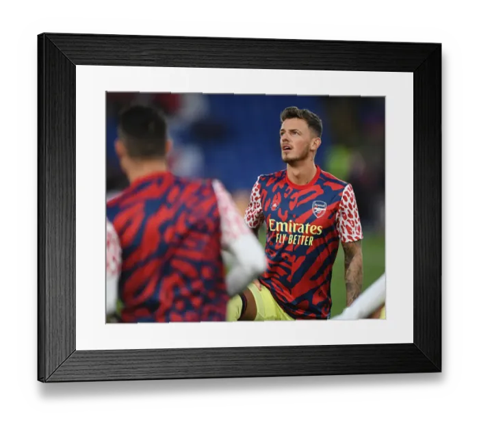 Framed Print : Arsenal's Ben White Gears Up for Crystal Palace Clash in Premier League Framed Print : Arsenal's Ben White Gears Up for Crystal Palace Clash in Premier League