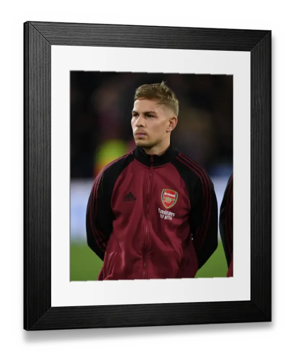 Framed Print : Emile Smith Rowe: Arsenal Star Ready for Crystal Palace Clash in Premier League