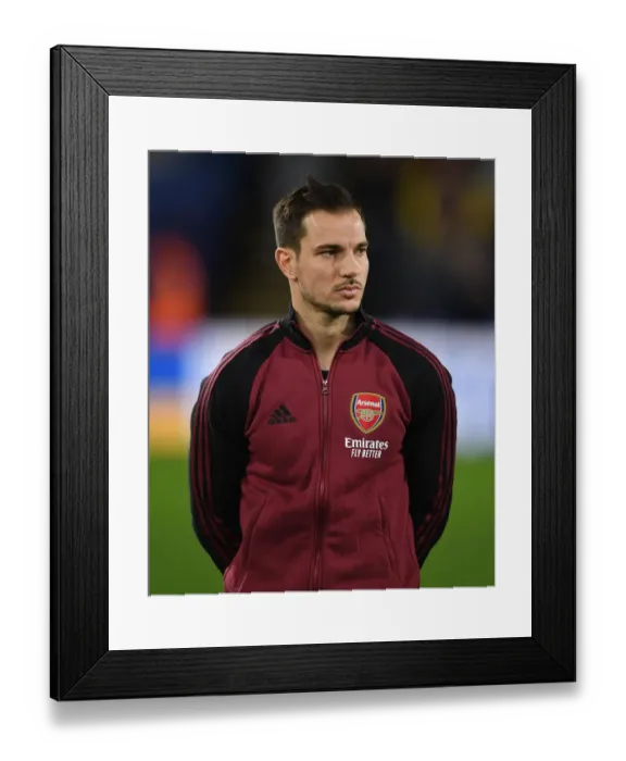 Framed Print : Arsenal's Cedric Soares Prepares for Crystal Palace Clash in Premier League