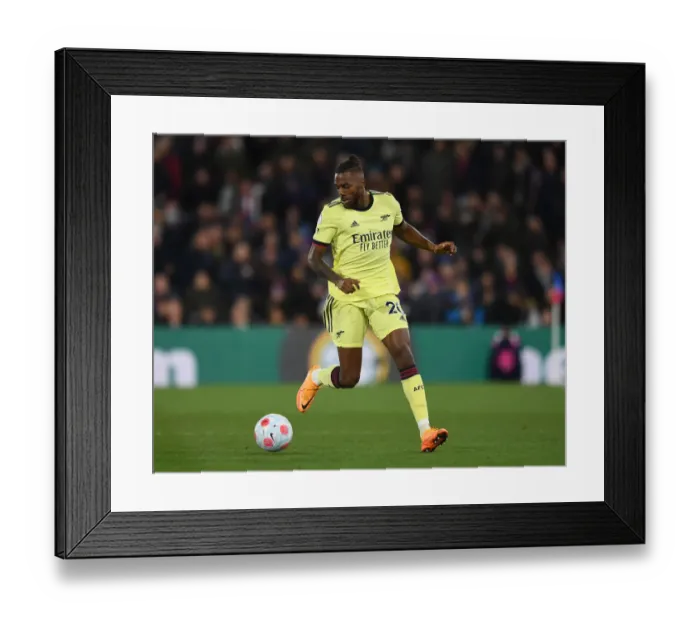 Framed Print : Arsenal's Nuno Tavares in Action against Crystal Palace - Premier League 2021-22