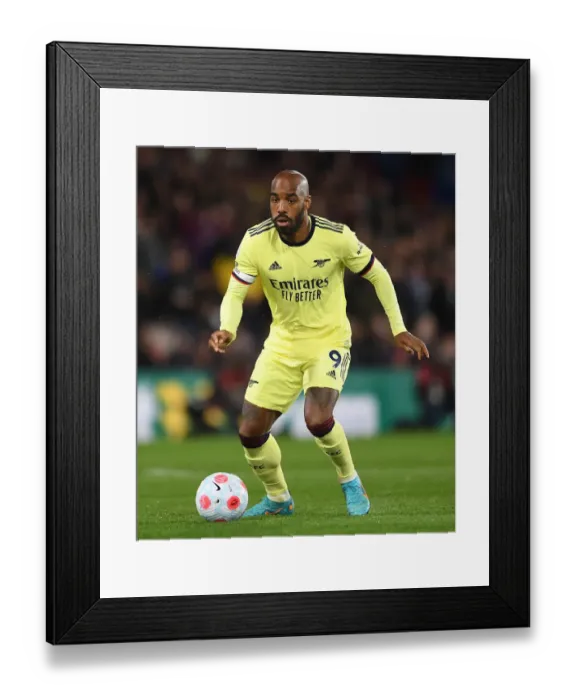 Framed Print : Alexandre Lacazette in Action: Premier League 2021-22 - Crystal Palace vs Arsenal