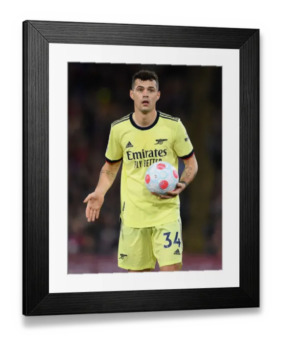 Framed Print : Granit Xhaka in Action: Crystal Palace vs Arsenal, Premier League 2021-22 Framed Print : Granit Xhaka in Action: Crystal Palace vs Arsenal, Premier League 2021-22