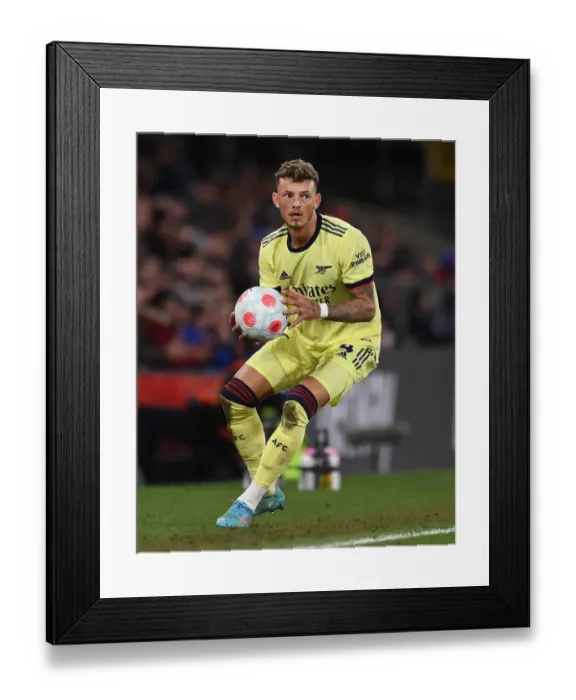 Framed Print : Ben White in Action: Crystal Palace vs Arsenal, Premier League 2021-22 Framed Print : Ben White in Action: Crystal Palace vs Arsenal, Premier League 2021-22