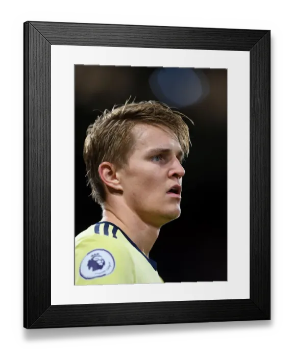 Framed Print : Martin Odegaard in Action: Arsenal vs Crystal Palace - Premier League Clash (2021-22) Framed Print : Martin Odegaard in Action: Arsenal vs Crystal Palace - Premier League Clash (2021-22)