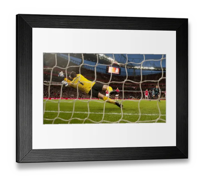 Framed Print : Barclays Premier League Arsenal v West Ham utd