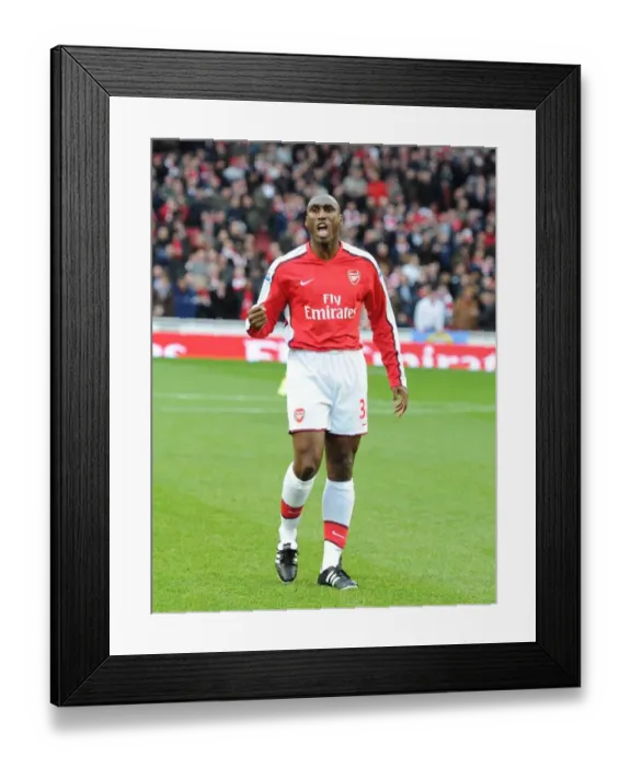 Framed Print : Arsenal's Sol Campbell Leads 2-0 Victory Over West Ham United in the Premier League at Emirates Stadium
