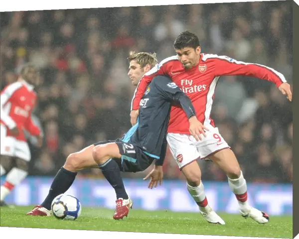 Eduardo (Arsenal) Valon Behrami (West Ham). Arsenal 2: 0 West Ham United