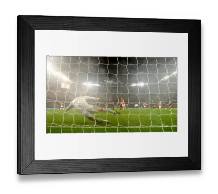 Framed Print : Cesc Fabregas shoots past West Ham goalkeeper Robert Green to score the 2nd Arsenal goal from the penalty spot. Arsenal 2: 0 West Ham United, Barclays Premeir League, Emirates Stadium, Arsenal Football Club, 20 / 3 / 2010. Credit : Stuart MacFarlane Framed Print : Cesc Fabregas shoots past West Ham goalkeeper Robert Green to score the 2nd Arsenal goal from the penalty spot. Arsenal 2: 0 West Ham United, Barclays Premeir League, Emirates Stadium, Arsenal Football Club, 20 / 3 / 2010. Credit : Stuart MacFarlane